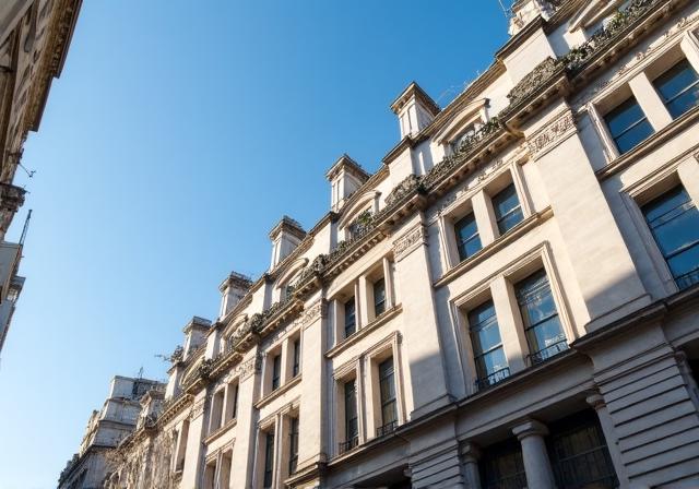 London legal district architecture